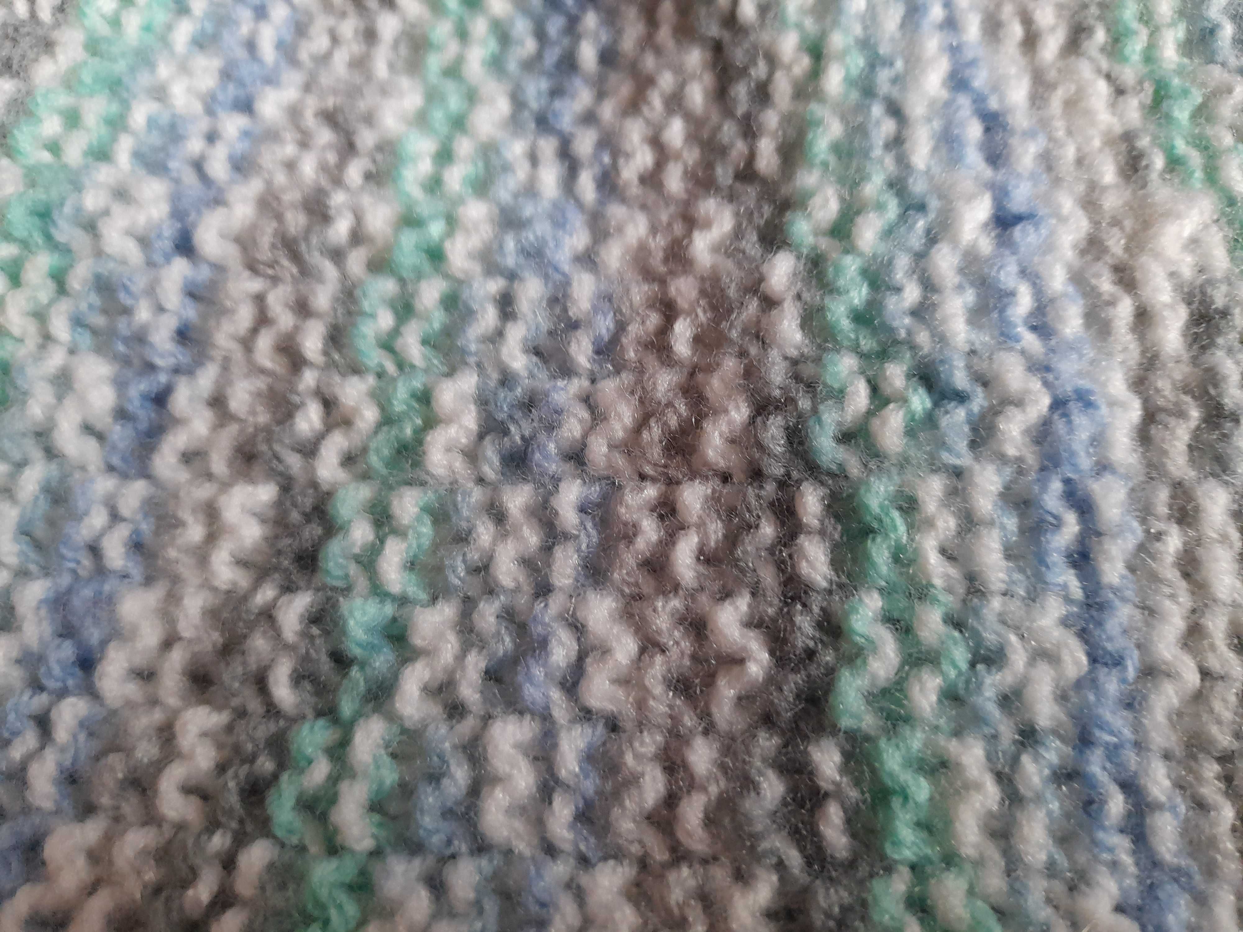 Ръчно плетен кръгъл шал