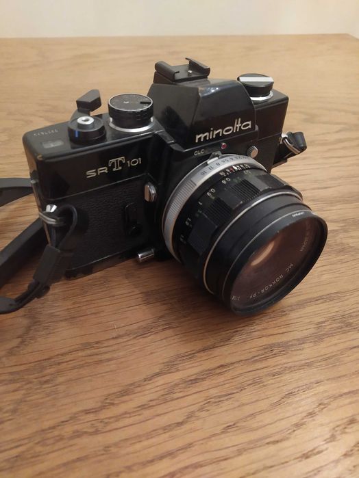 Продавам Minolta SR-T 101 + допълнителен оригинален обектив 135мм