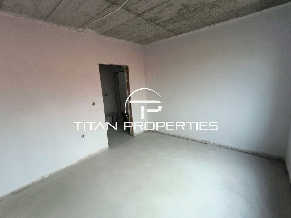 Тристаен апартамент в кв. Беломорски