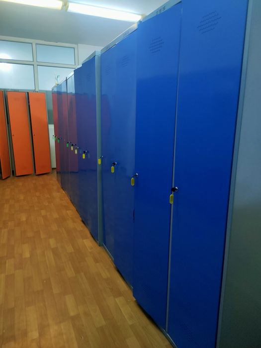 Шкафы Металлические . 
Оптовы