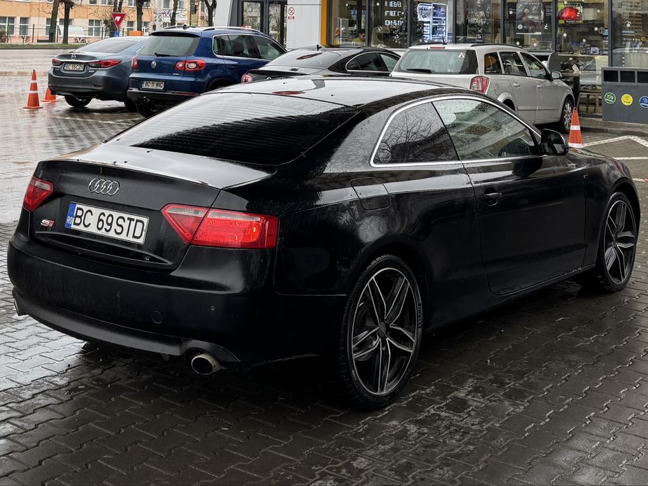 Audi A5 2.7 TDI S line 250cp 2009 Automat 8+1 Full Led jante 19