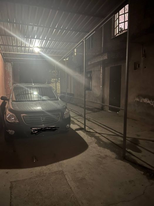 Toshkent shaxar Mirzo Ulugbek tumanida 3xonali kv sotiladi