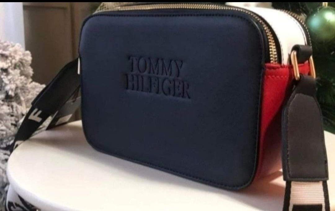 Set Tommy H,crossbody /super model, geantă si portofel, saculet,etiche