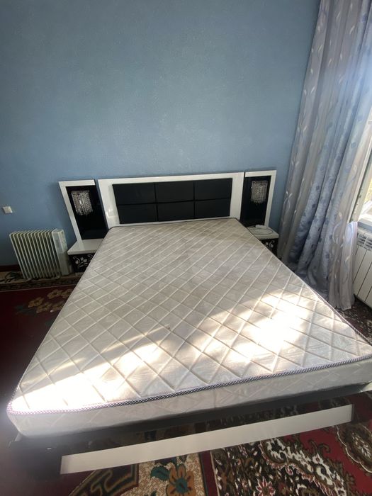 Продаётся спальный гарнитур (комплект)