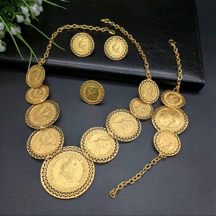 Vând galbeni si salba