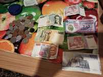 vand monede si bacnote vechi urgent!
