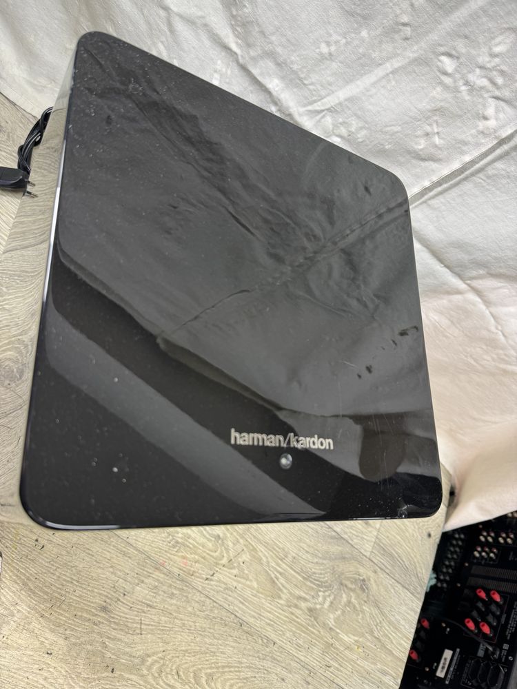 Активен Subwoofer Harman Kardon