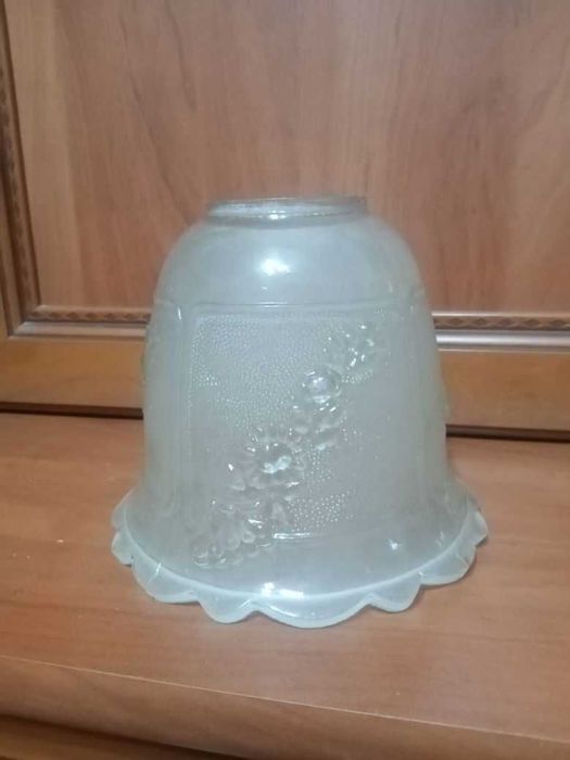 Продам плафон для люстры.