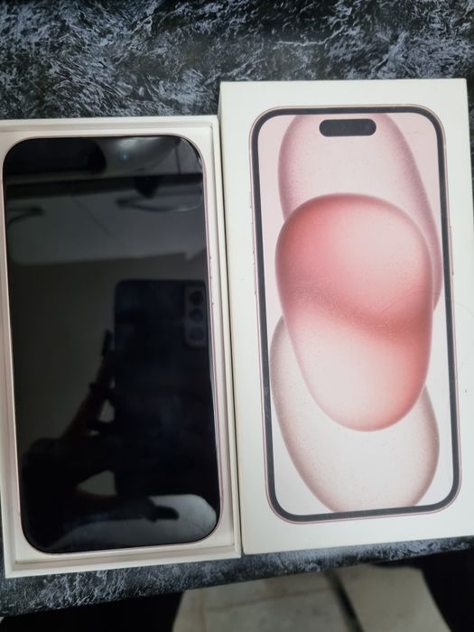 iPhone 15 de vanzare