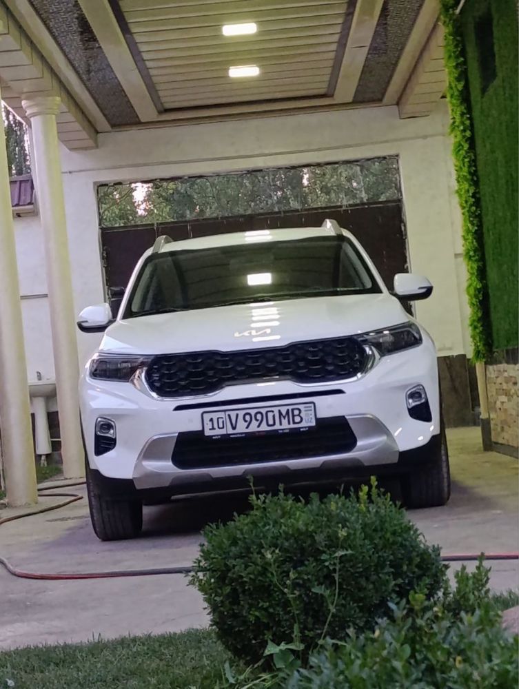 Kia Sonet 1 oy oldin salondan chiqdi
