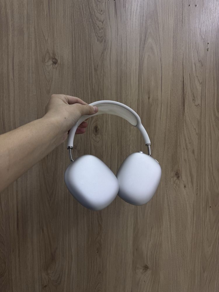 AirPods Max 100.000