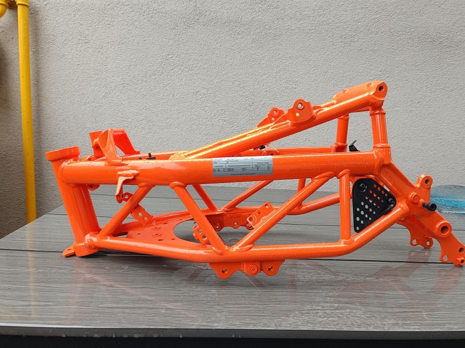 KTM duke 125 cadru cu acte an 2023