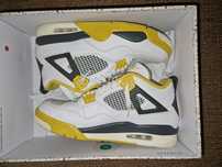 Air Jordan 4 Retro Sulfur