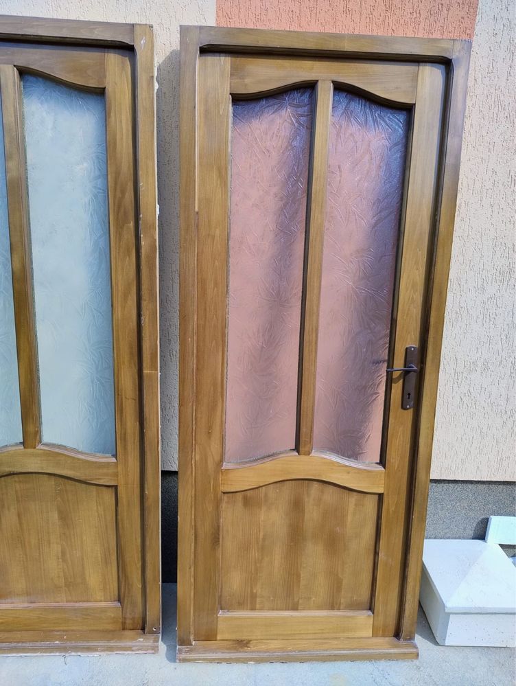 Usi de interior.