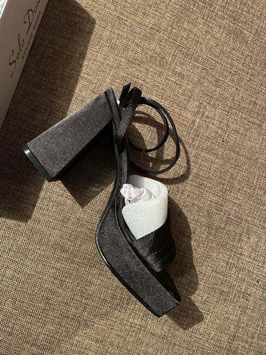 Sandale elegante cu toc gros