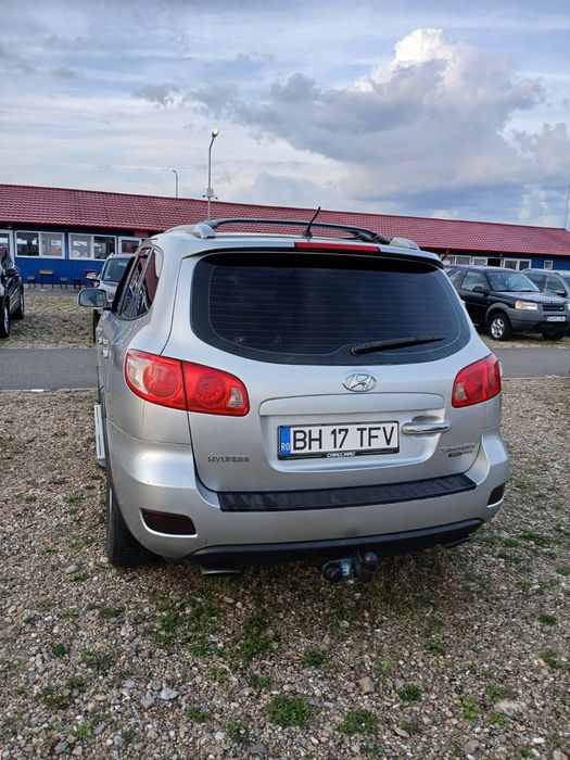 Vând Hyundai Santa Fe