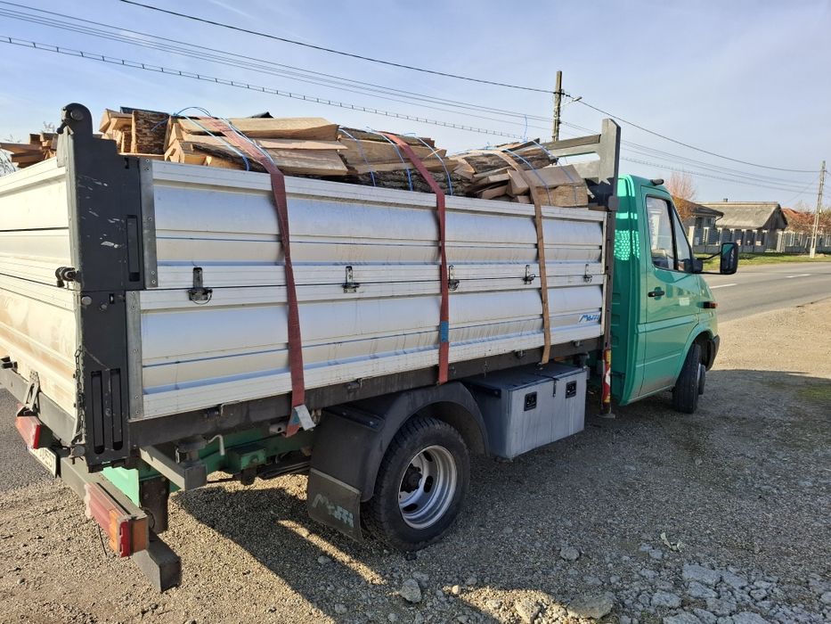 Transport marfa cu macara și basculabila