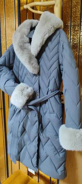 Пальто-куртка пуховик зимняя новая