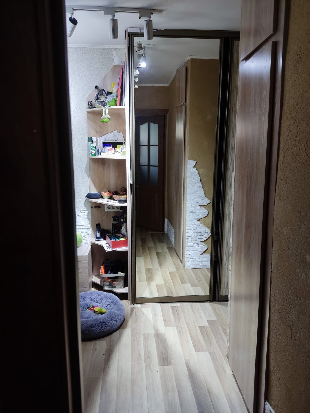 Продам 3х комнатную в 3 микрорайоне
