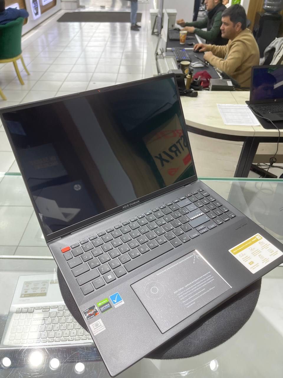 Asus Vivobook Pro 16X OLED ( 950$ ).AMD RYZEN 7/RAM 16GB DDR5/1TB SSD