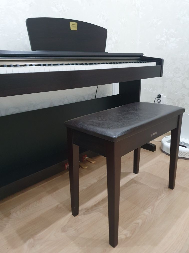 Цифровое пианино Yamaha CLP 320