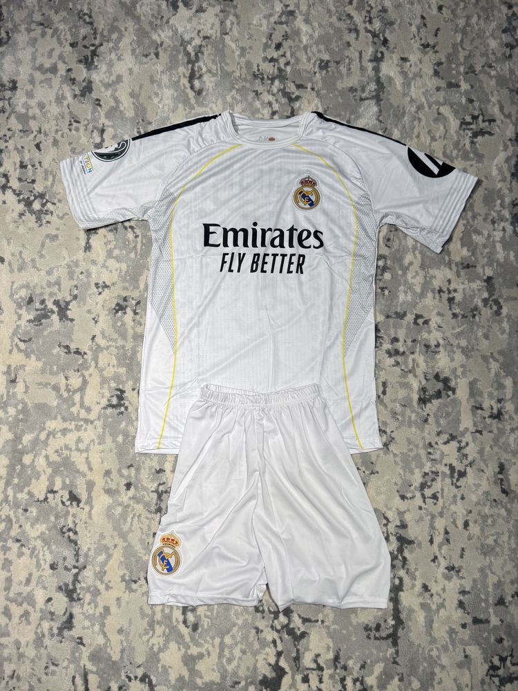 Compleu fotbal Real Madrid - Vini Jr (25-26)