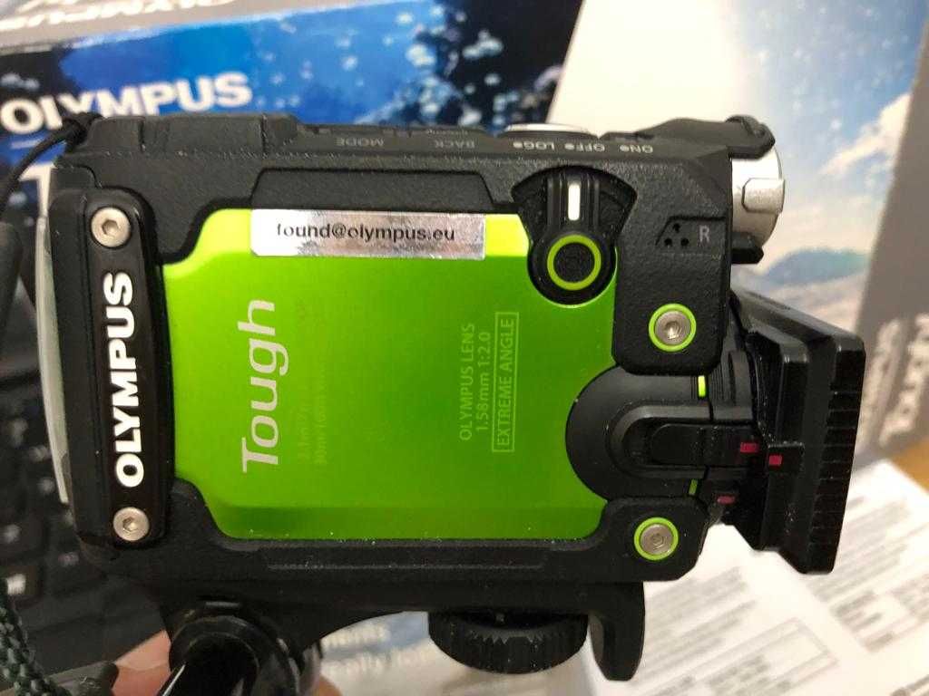 Camera video Olimpus TG Tracker Tough verde