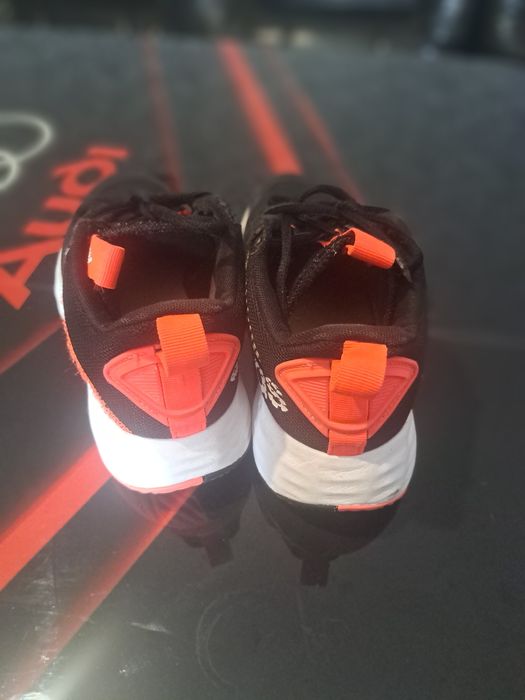Маратонки adidas