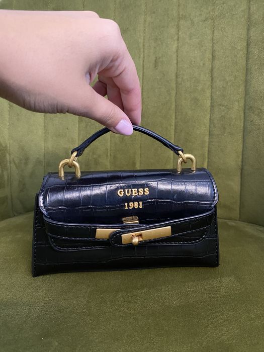 Geanta mini Guess