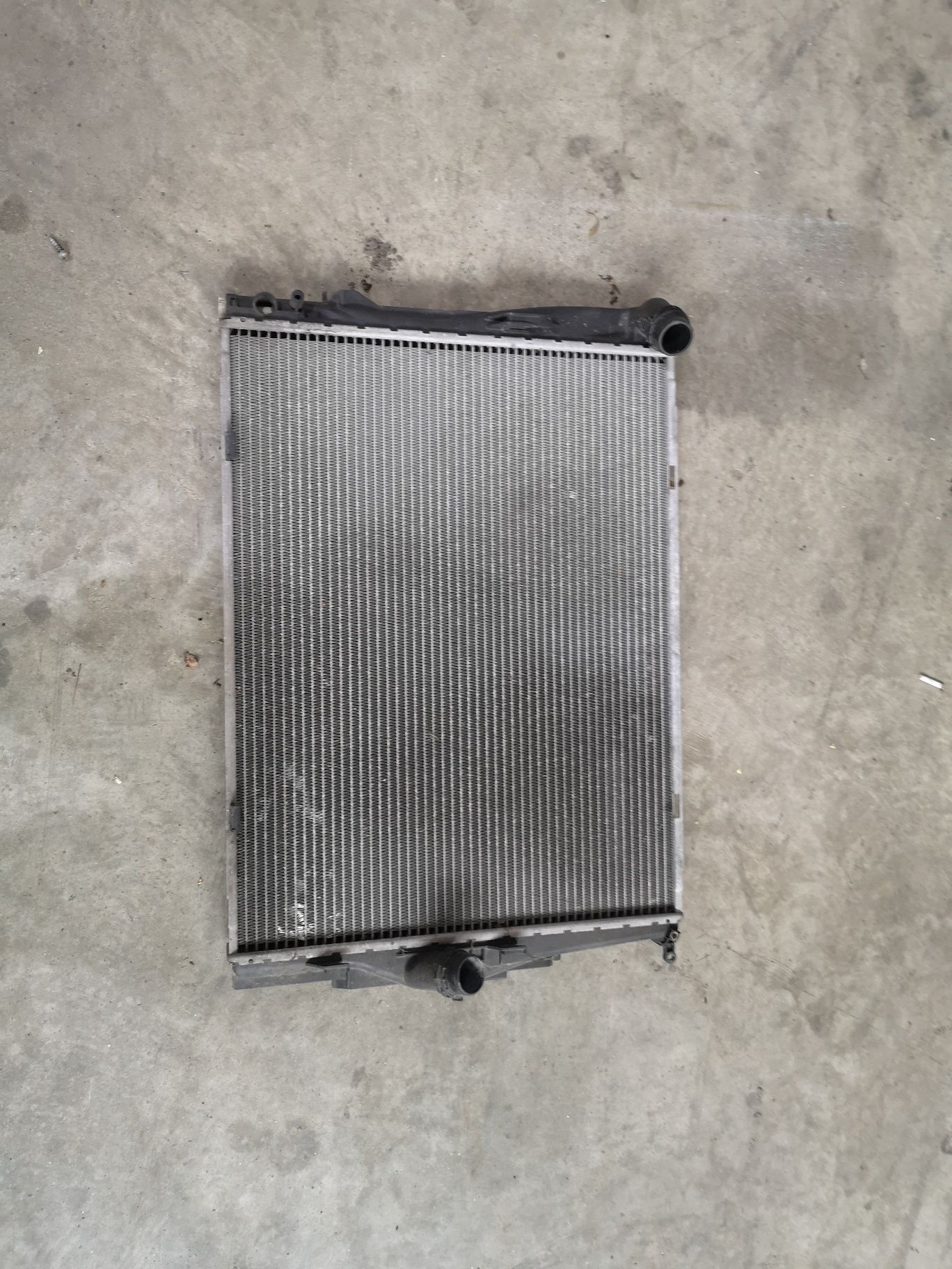 Radiator apa bmw seria 3 e90 e91 e92 e93 e84 e87 e81 e88 e82