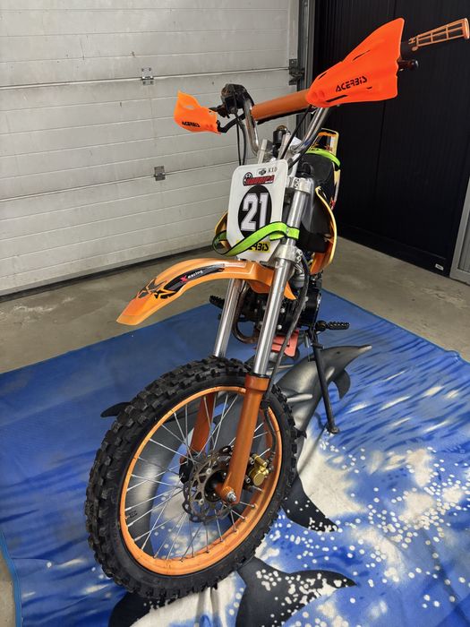 Moto Cross KXD 125