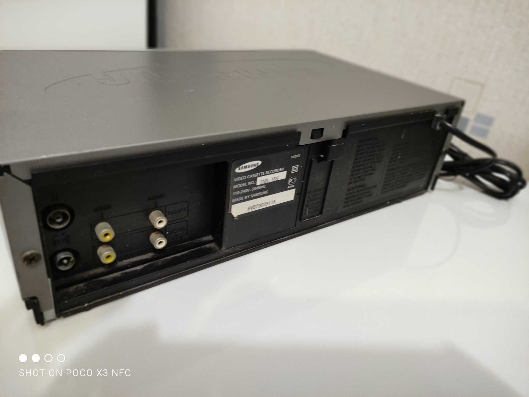 Видеоплеер (VHS кассет) в идеальном состоянии Samsung