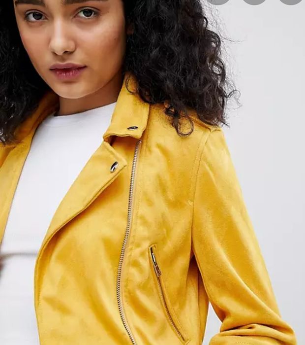 Куртка- косуха Bershka разм 40