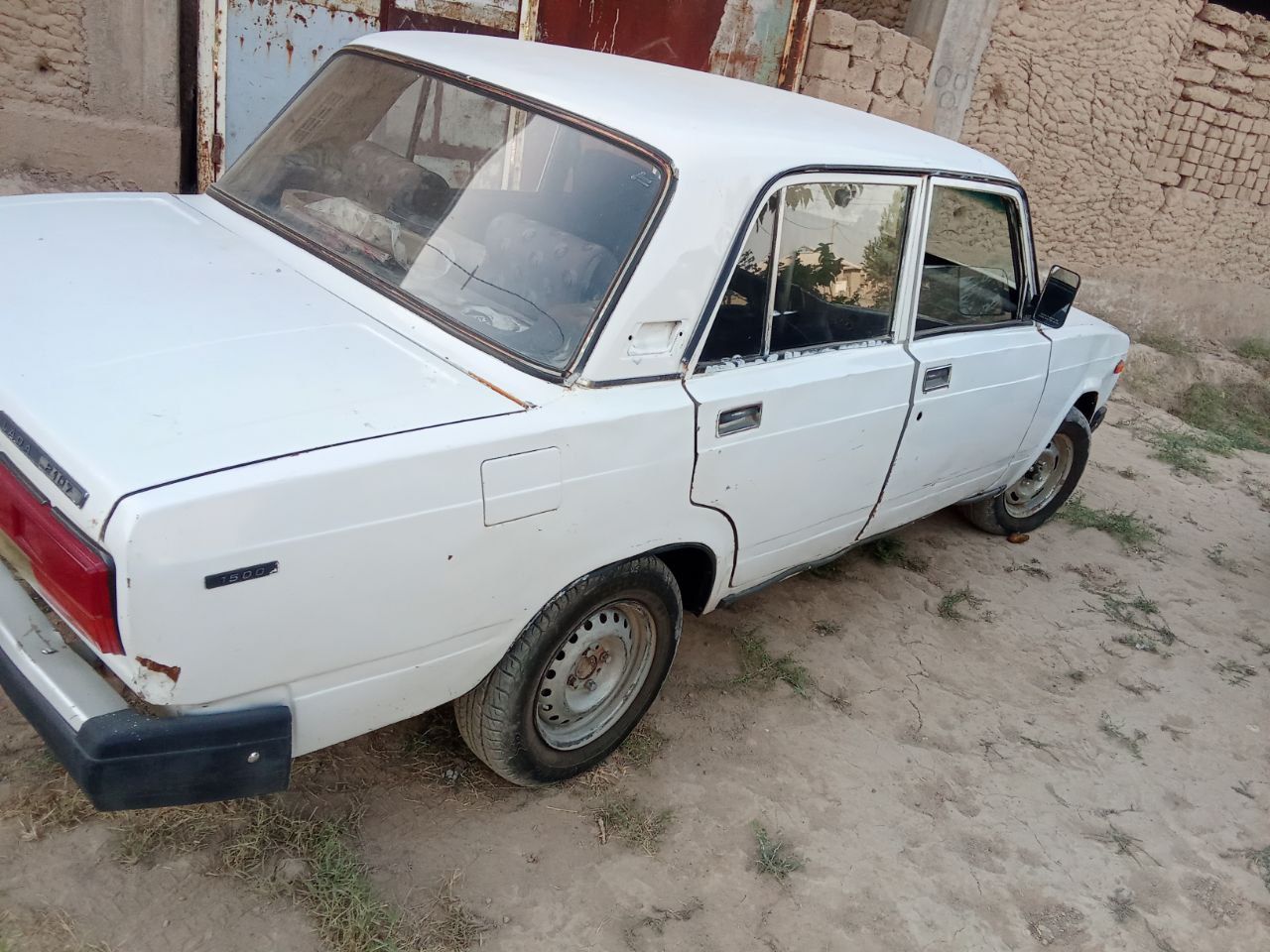 05 srochna sotiladi