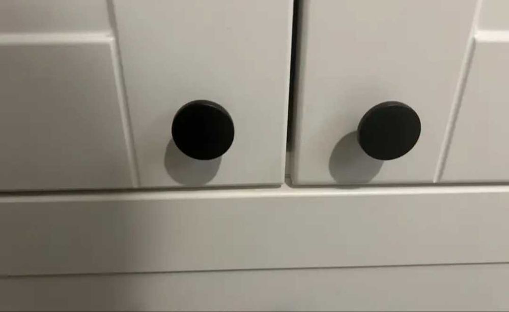 Дръжки за мебели