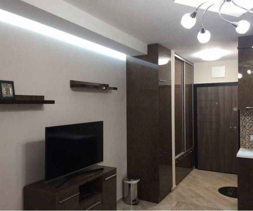 Продава се Едностаен апартамент в София, Студентски град - 40 кв.м за 2375 €/кв.м - Снимка #1