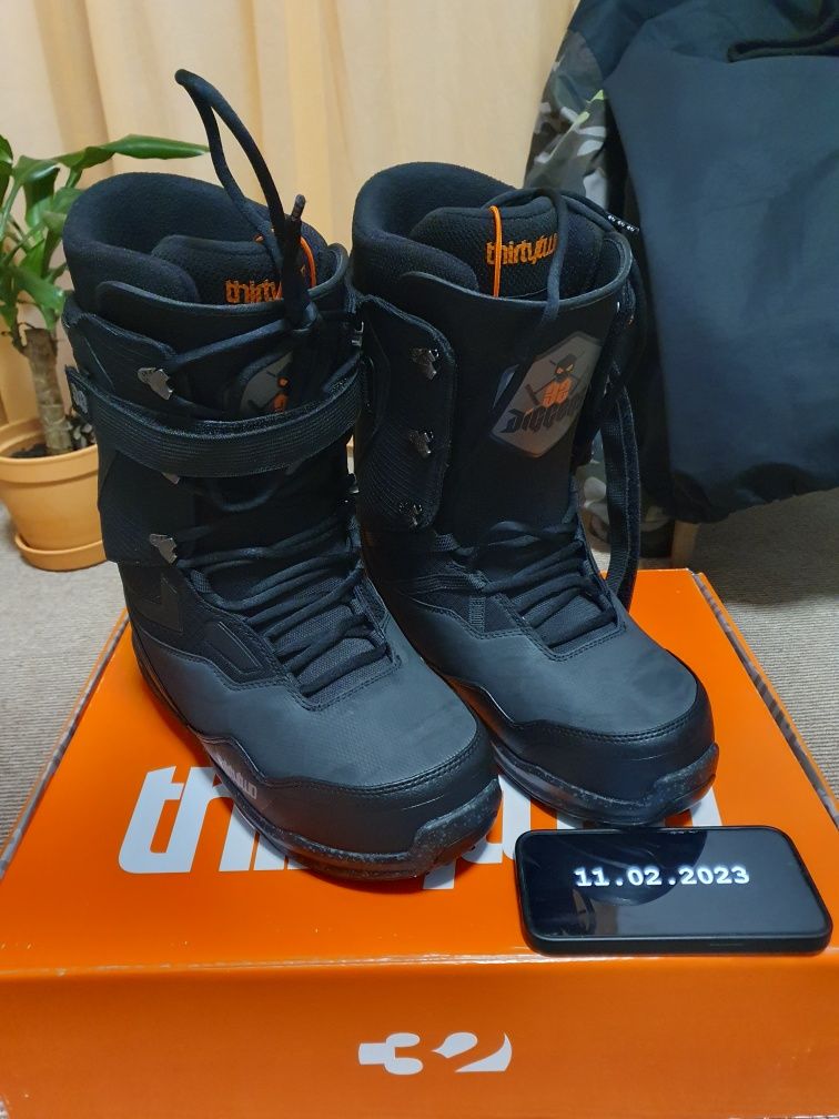 Boots ThirtyTwo 45