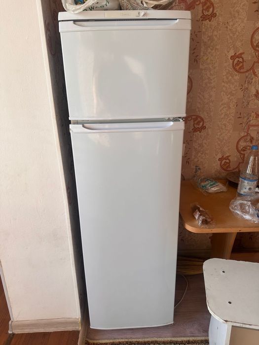 холодильник Бирюса
