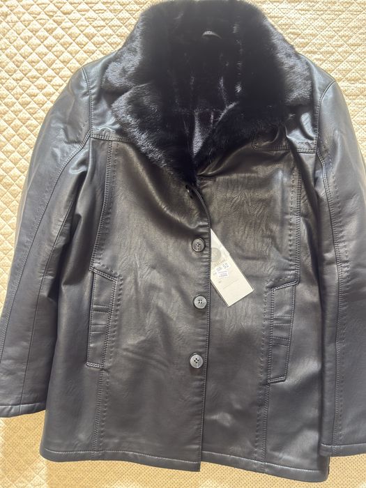 Кожанный дубленка черного цвета