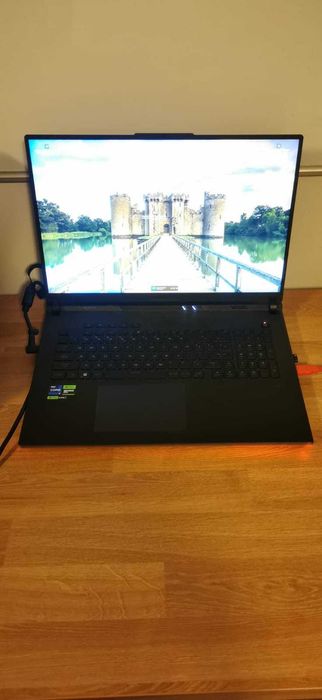 Vand asus rog strix scar 18 laptop 18inch qhd,  64gb 2tb rtx4090,