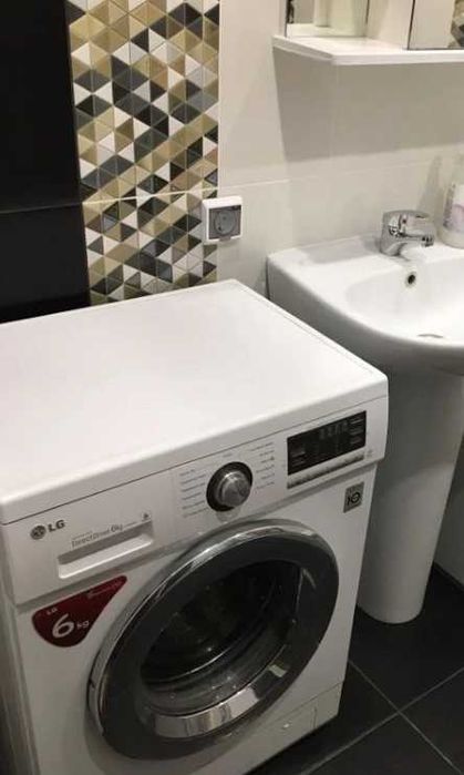 Дава се под наем Двустаен апартамент в Пловдив, Тракия - 65 кв.м за 285.6 € - Снимка #4