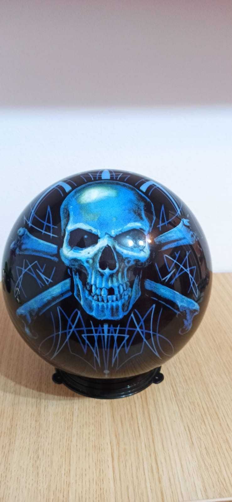 Bila bowling (Brunswick Blue Skull Viz-A-Ball Bowling Ball ).