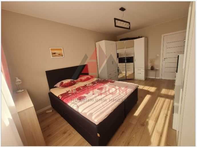 Дава се под наем Двустаен апартамент в Варна, Бриз - 70 кв.м за 612 € - Снимка #2