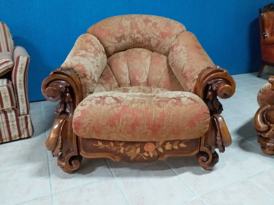 Set baroc 2 fotolii si canapea matase lemn sculptat Italia stil antic