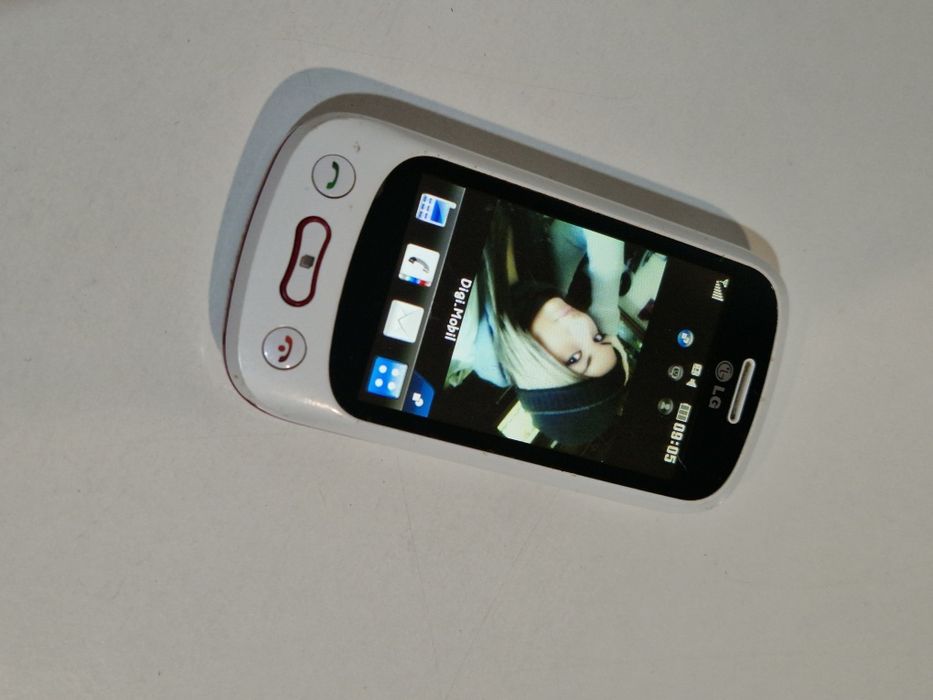 Telefon Lg cu tastatura laterala GT 350