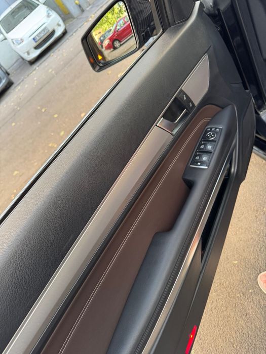 Mercedes E350 Cabrio decapotabila