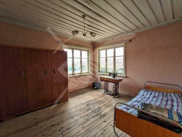 Продава се Къща в София, Хладилника - 80 кв.м за 739 €/кв.м - Снимка #1