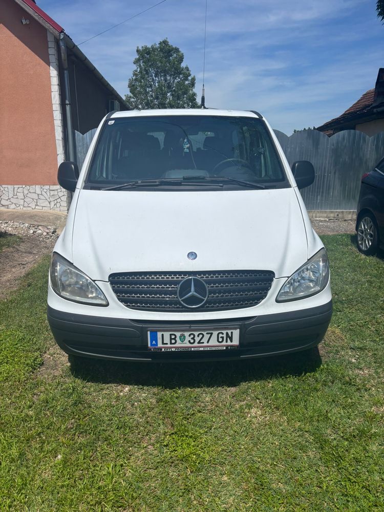 Mercedes vito de persoane