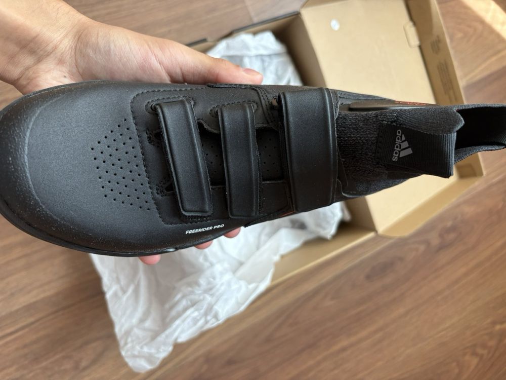 Five ten freeride pro mid VCS обувки за каране