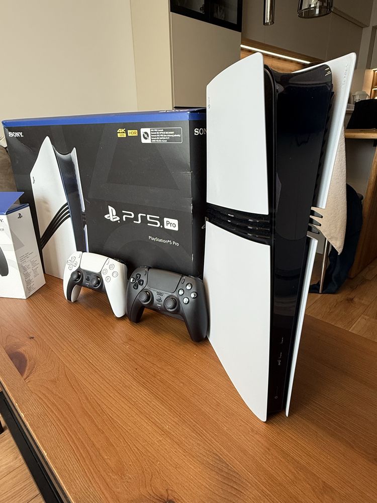 Playstation 5 Pro 2T + 2 джойстик
